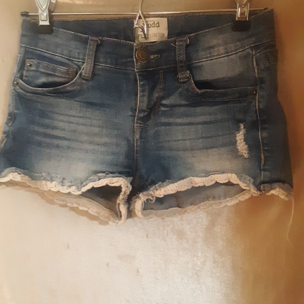 MUDD FLX STRETCH  Daisy Dukes 3